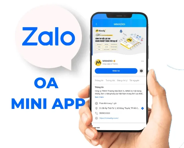 Bàn tay cầm điện thoại mở Zalo Official Account của MIMA Digi