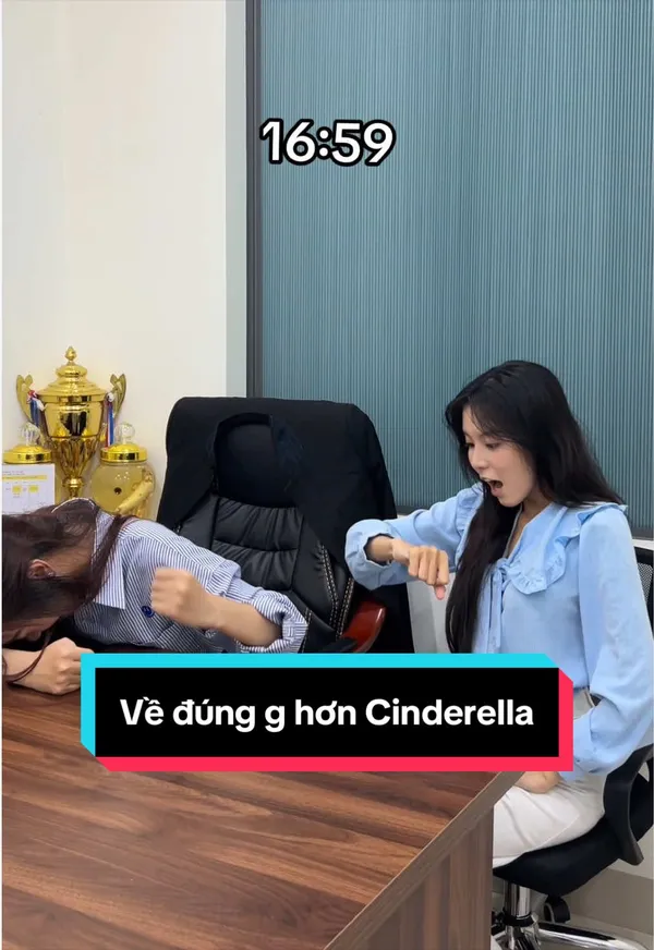 Hết Giờ Hết Việc